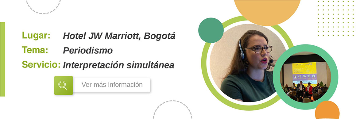  Persona con diadema de micrófono haciendo interpretación simultánea